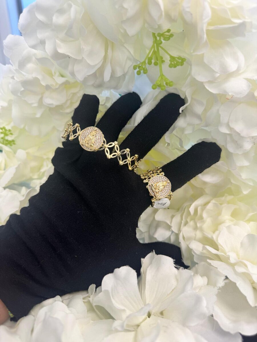 Dije Virgen de la Caridad en Oro 10K - Imagen 4