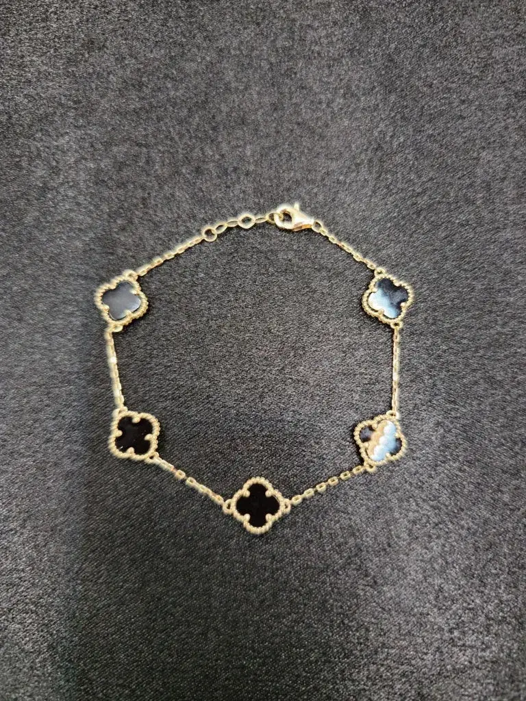 PULSERA VAN CLEEF 14 KT Weight 3.9 G