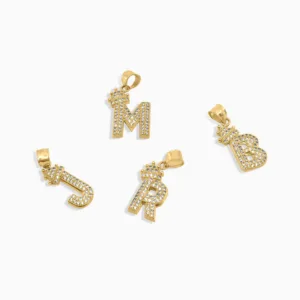 Dijes de Letra con Corona en Oro 10K Daisy Joyeria