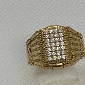 Anillo Circonias Rectangular en Oro 10K