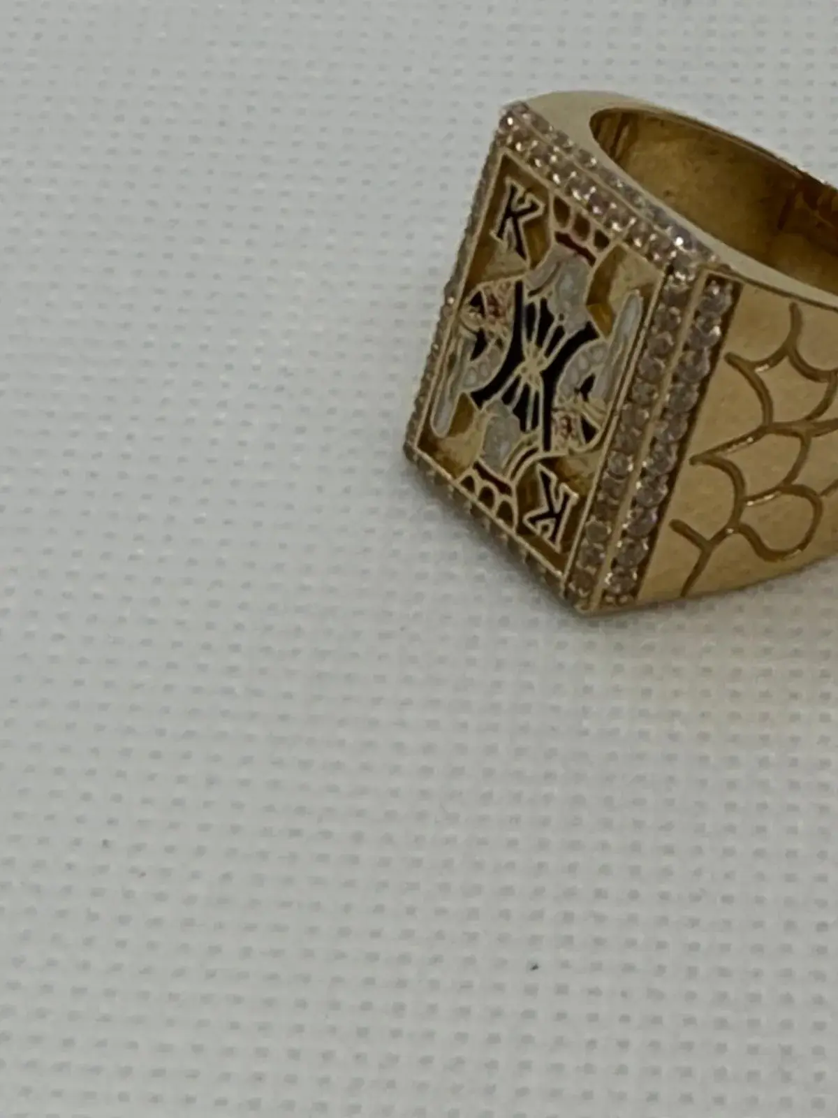 Anillo de Cartas de Rey en Oro 10K - Imagen 4