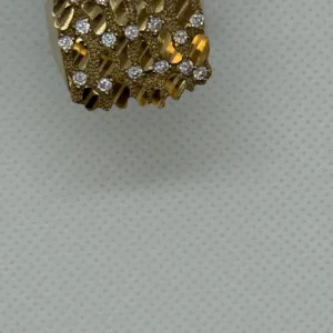 Anillo Empedrado en Oro 10K