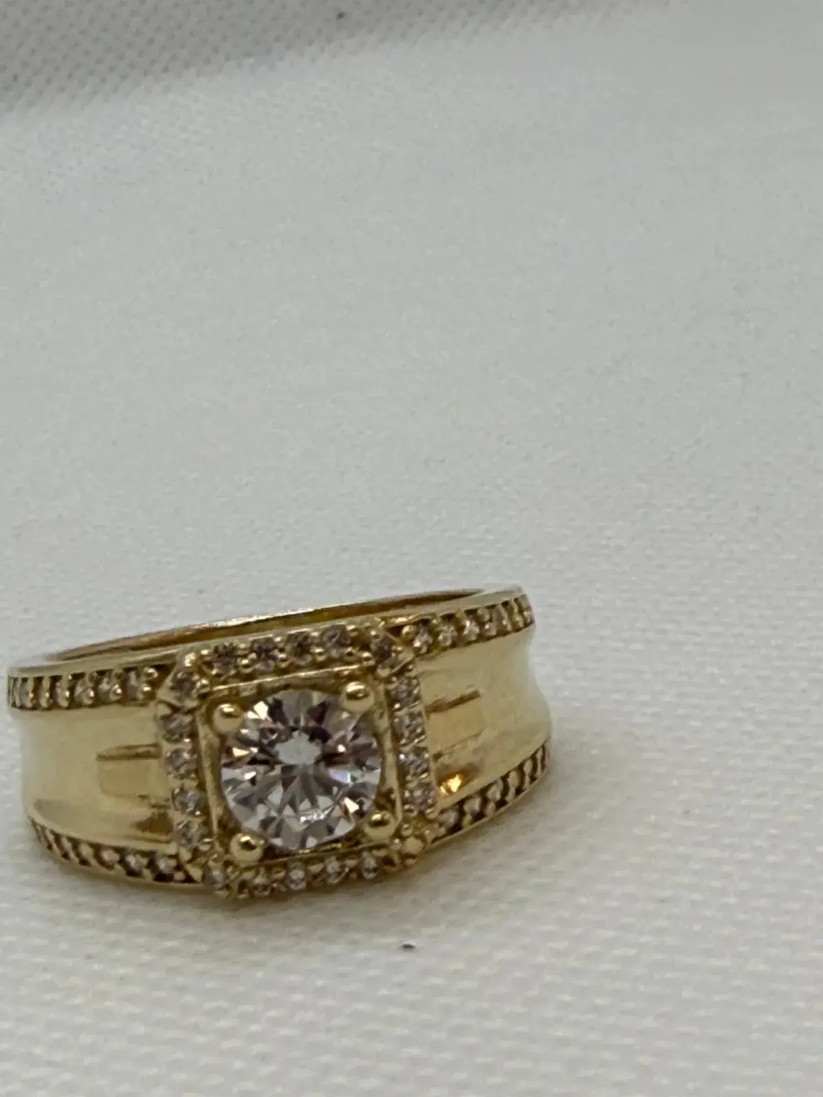 Anillo Cuadrado con Piedra de Circonia Blanca en Oro 10K - Imagen 3