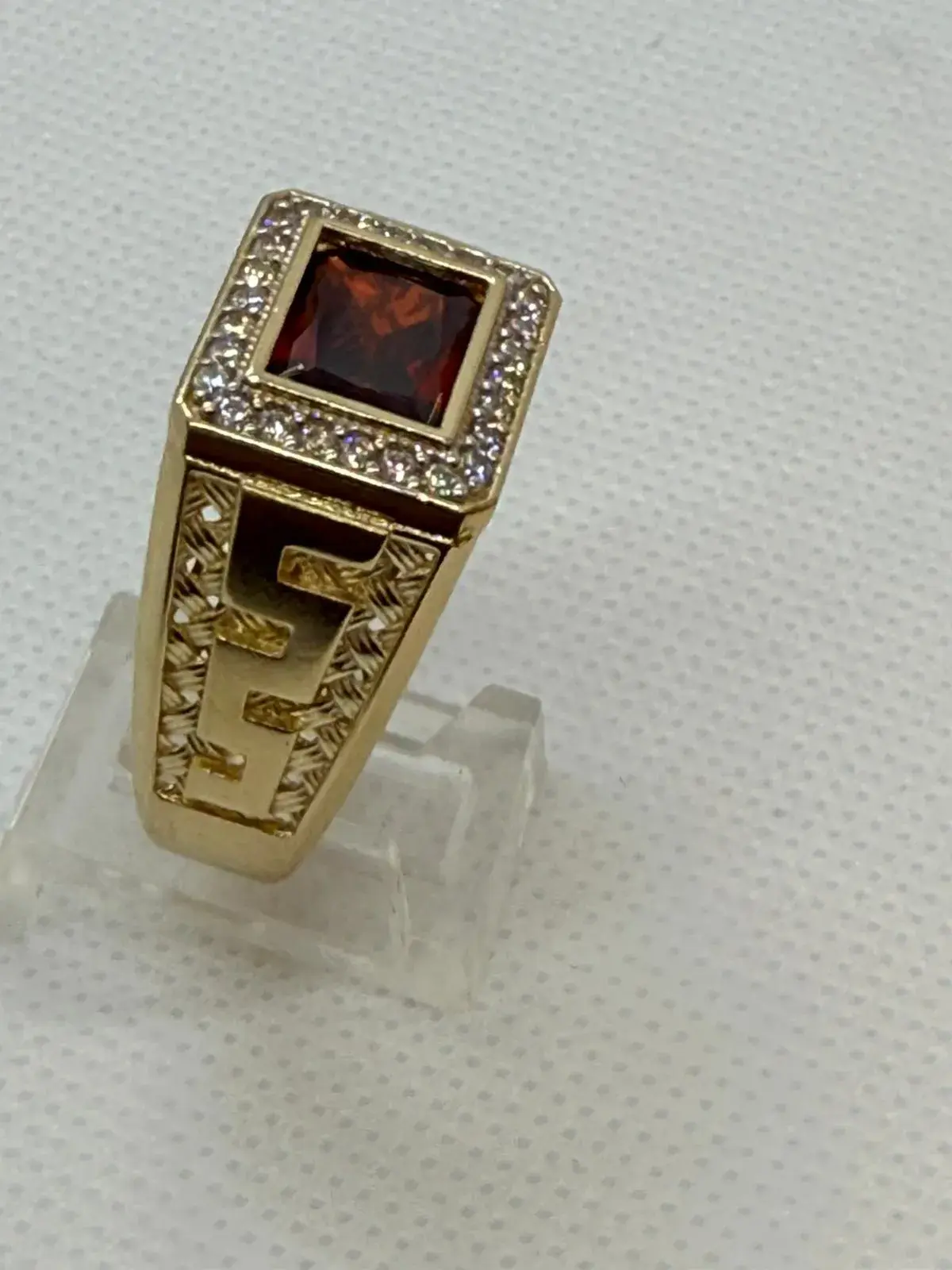 Anillo de Piedra Rectangular en Oro 10K - Imagen 2