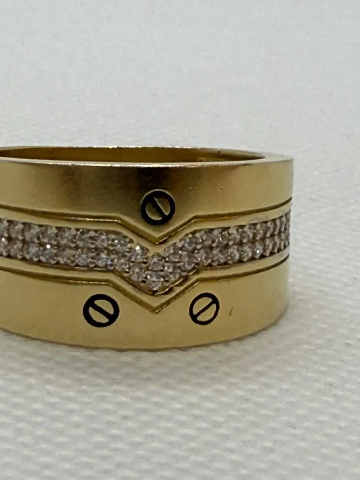 Anillo Carti SÃmbolo Negro en Oro 10K - Imagen 4