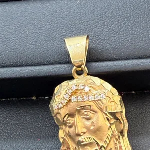 Dije de Cara de Cristo en Oro 10K