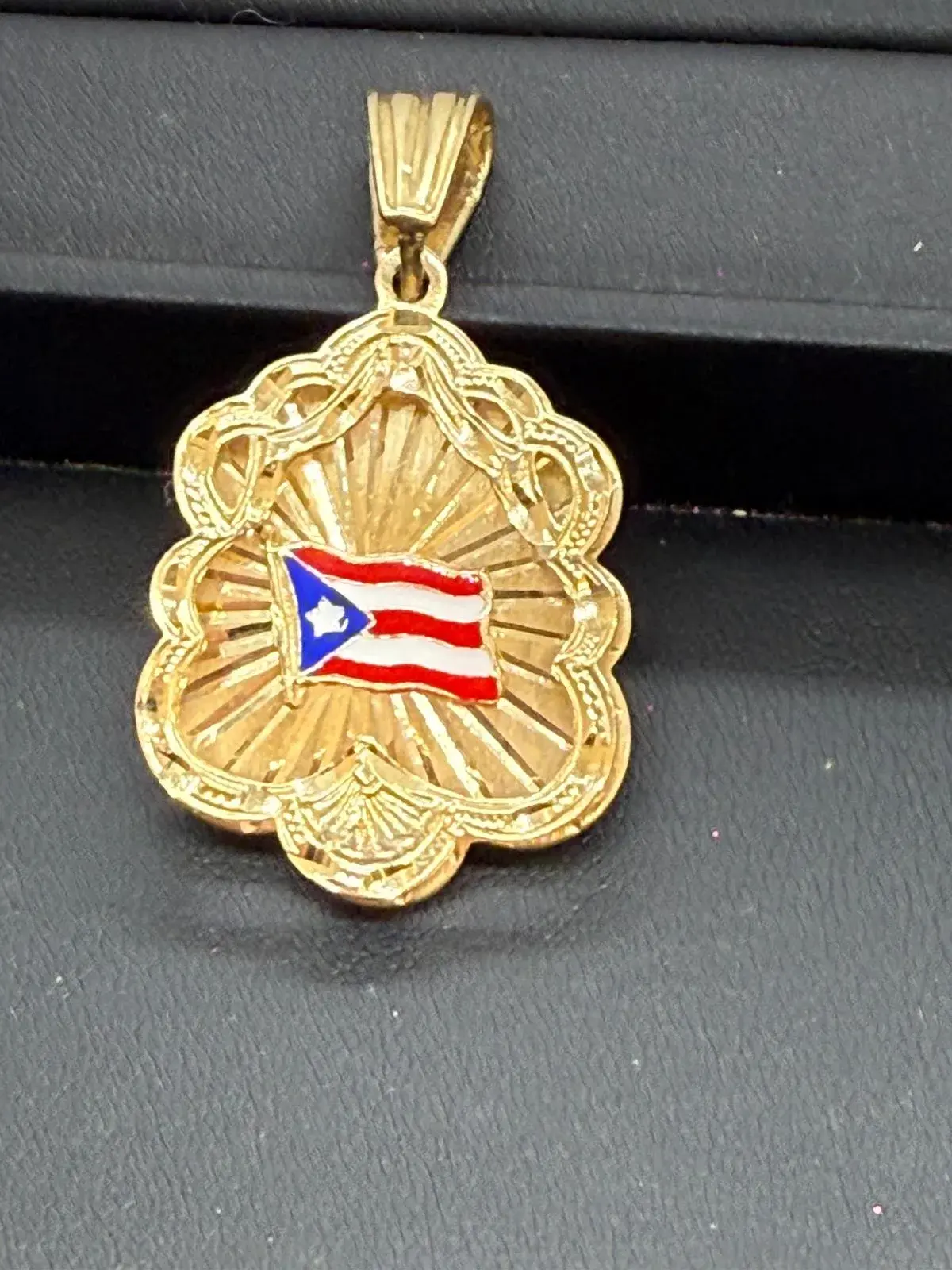 Bandera Puerto Rico en Oro 10K