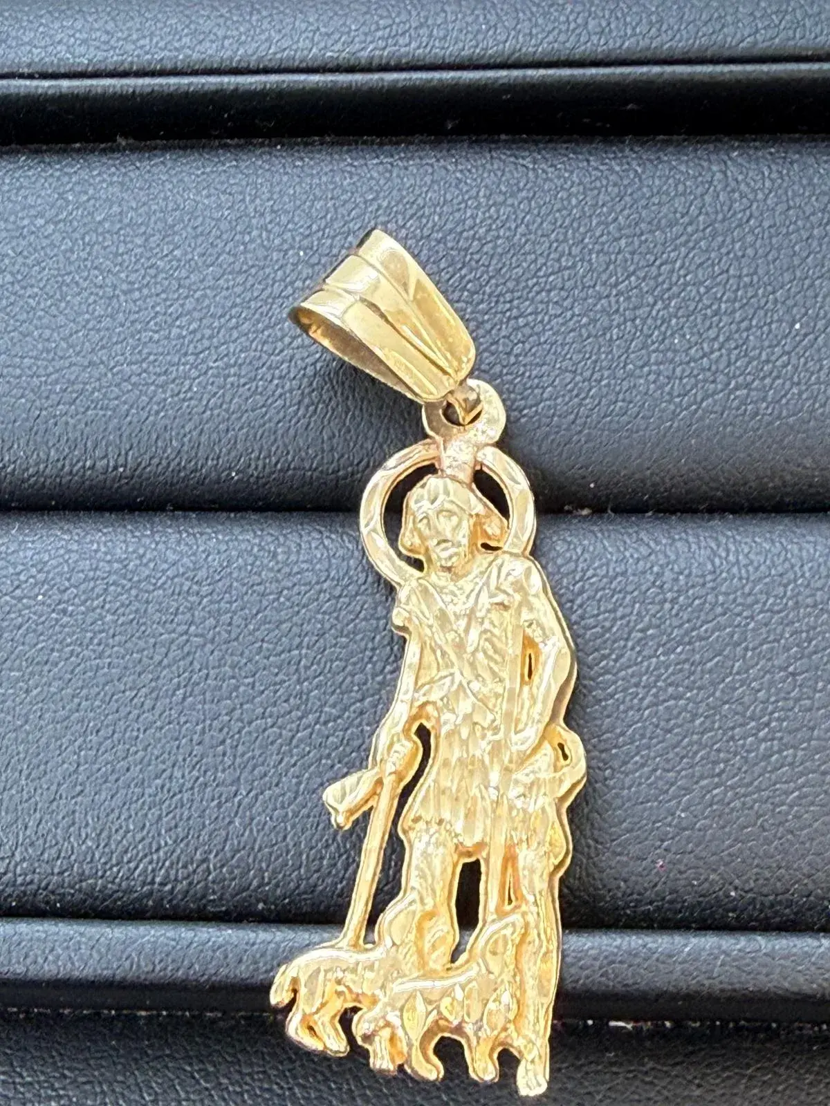 Dije de San Lázaro en Oro 10K