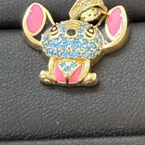 Dije de Stish en Oro 10K