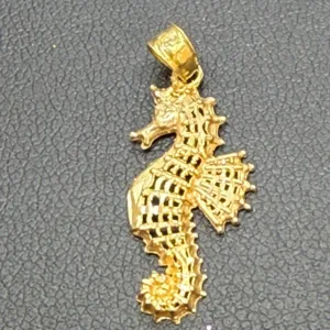 Caballito de Mar en Oro 10K