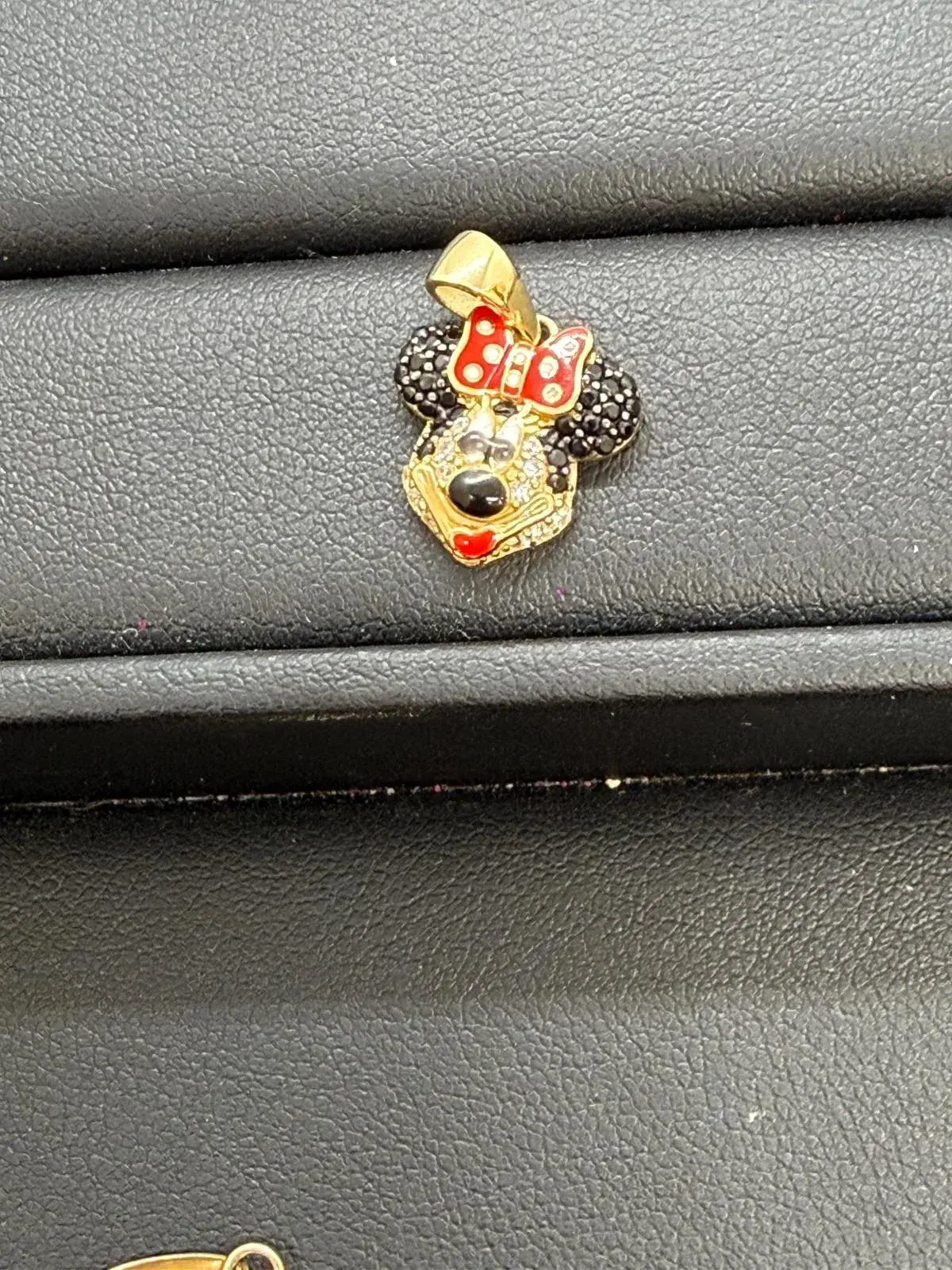 Dije de Mini en Oro 10K