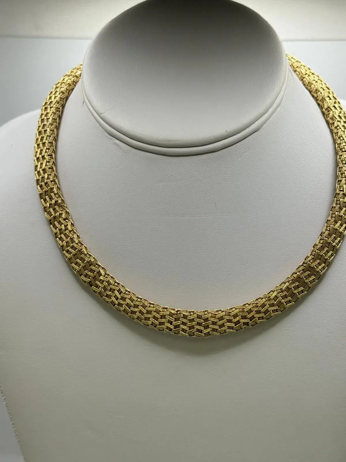 Gargantilla de Modelo Malla en Oro 10K