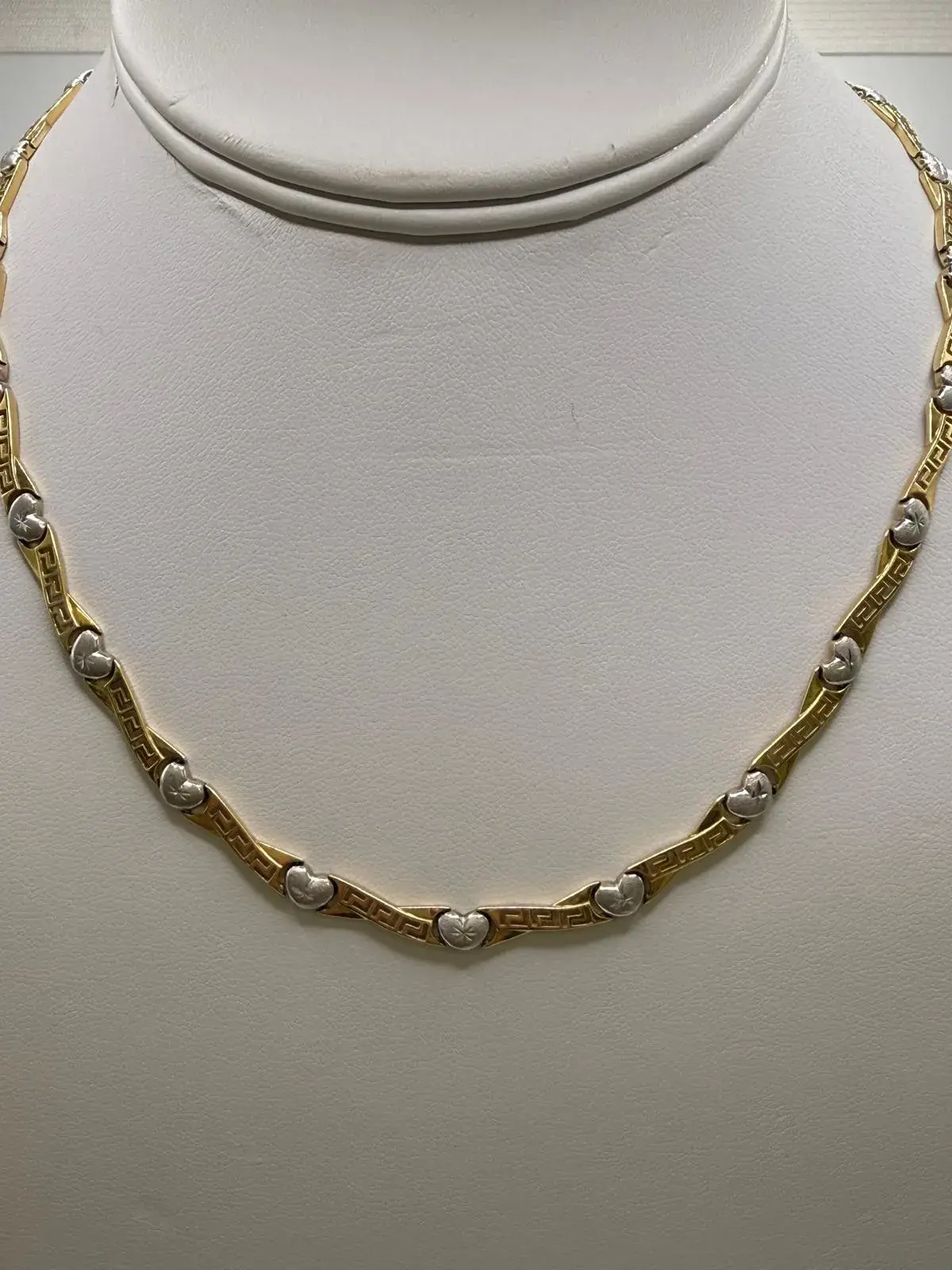 Gargantilla de Corazón Versa en Oro 10K - Imagen 2